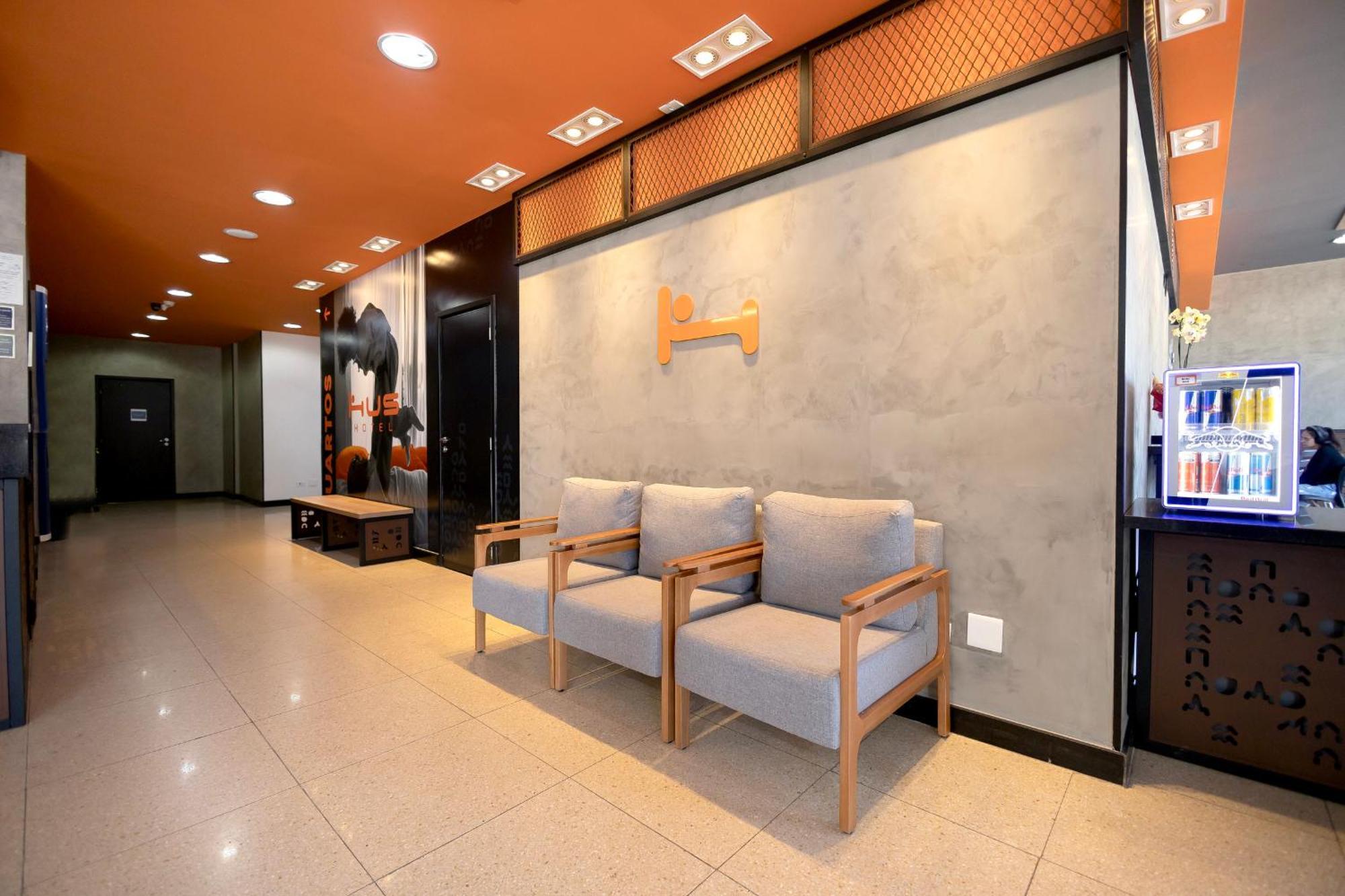 Hus Hotel Маринга Экстерьер фото